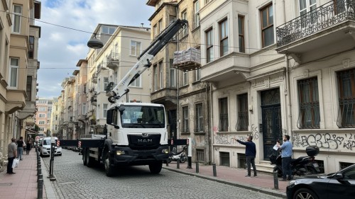 Yeldeğirmeni Vinç Kiralama